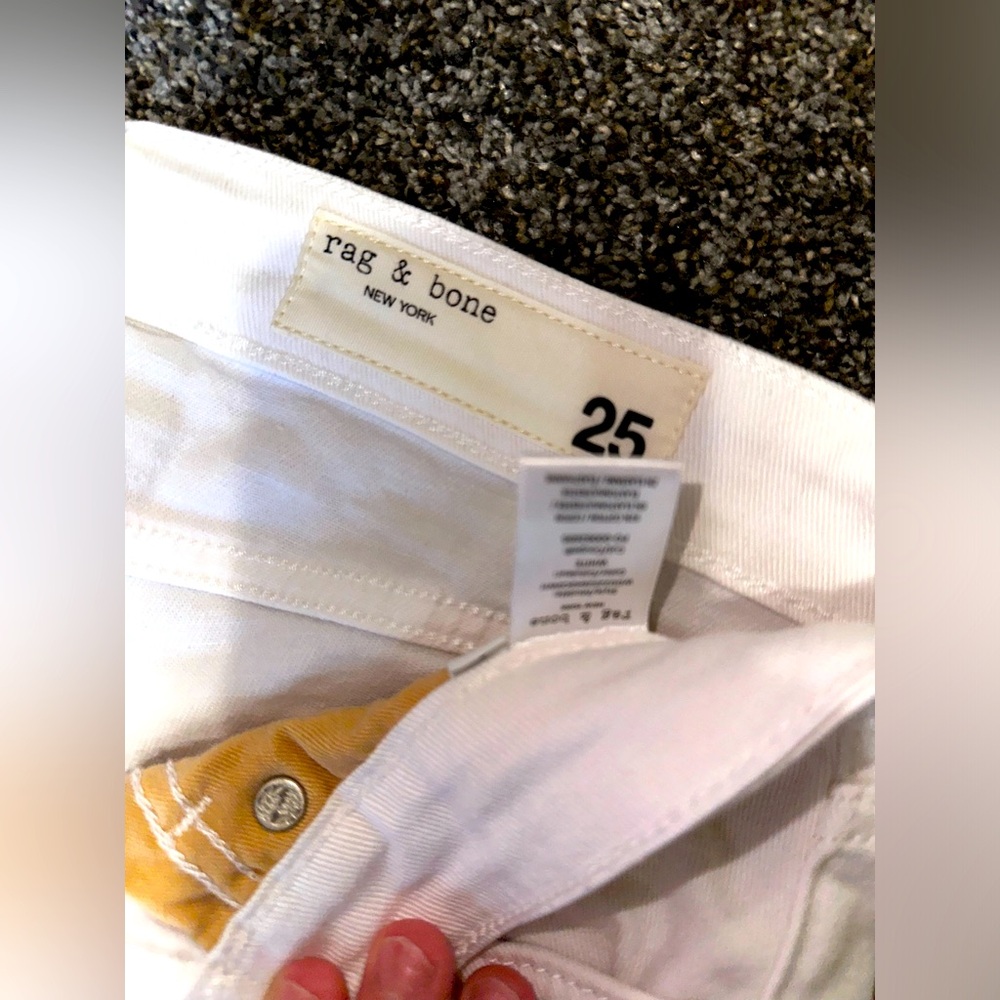 NEW RAG & BONE white jeans sz 25